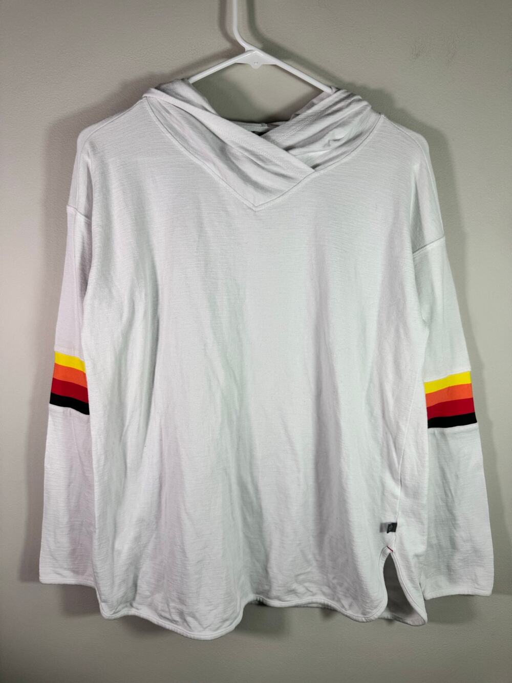 T by Talbots White Pullover Cotton Hoodie Size Medium Petite